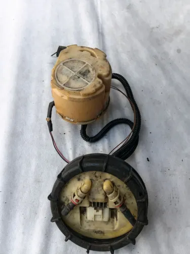 Bomba combustível Ford Currier 98