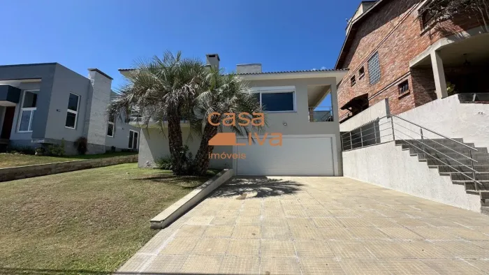 Casa à venda no Condomínio Condado de Castella 3 dormitórios 254 m²