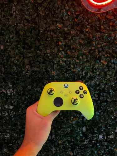 Controle Xbox séries semi-novos 