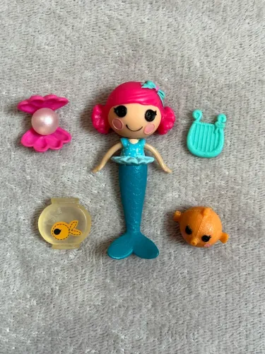 Mini Lalaloopsy Coral Sea Shells,