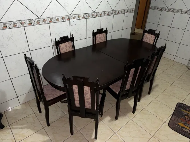 MESA DE MADEIRA 7 LUGARES 