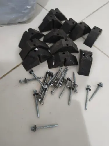 Vendo suporte para telhas galvanizada