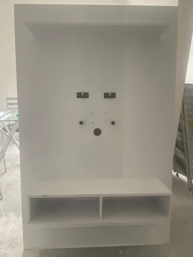 Painel de tv branco