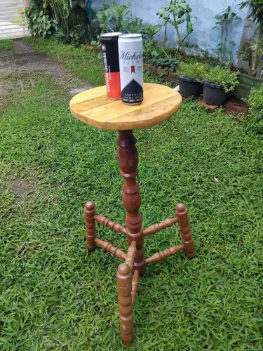Mesinha alta artesanal