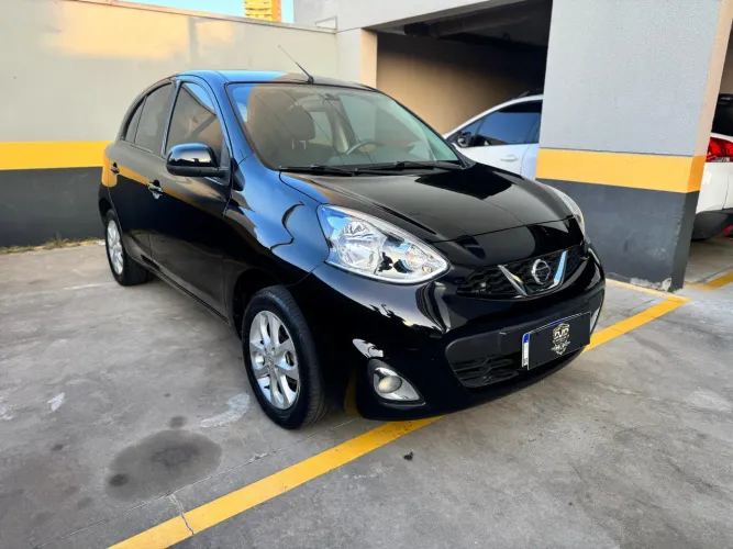 Nissan March SV 1.0 12V Flex 5P 2017