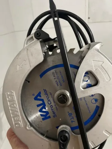 Vende-se máquinas