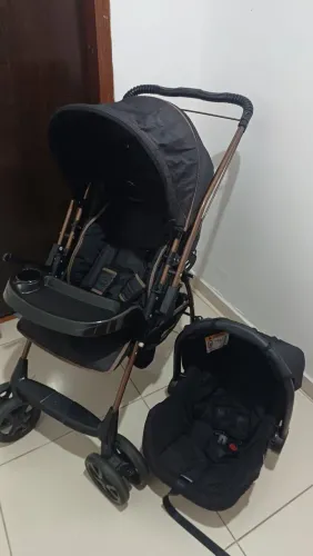 Carrinho e bebê conforto da Galzerano