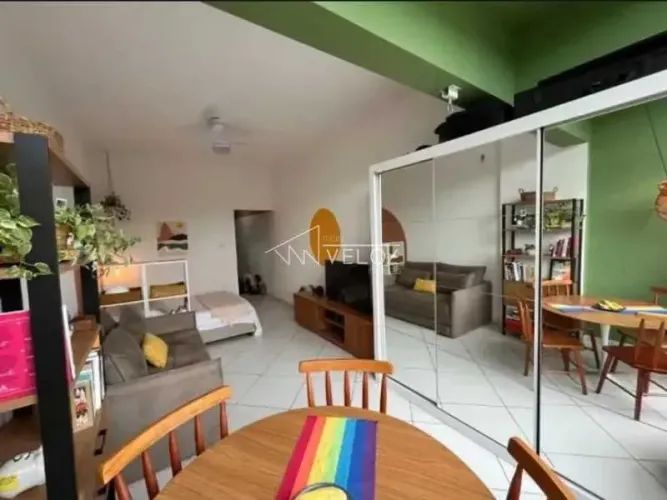 Kitnet/Conjugado : / Residencial / Flamengo