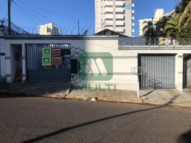 Casa - OSVALDO REZENDE