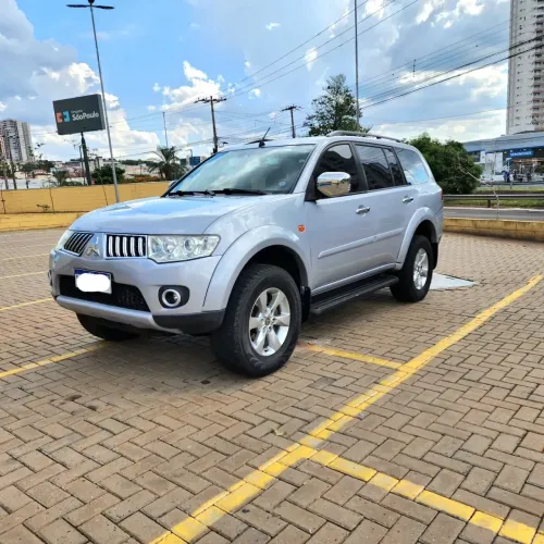 Mitsubishi Pajero Dakar HPE 3.2 4X4 T.I Dies 5P AUT 2013