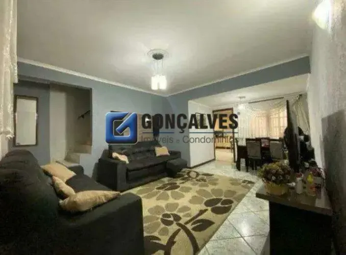Sobrado Residencial 2 Quartos com 2 Vagas em Campestre, Santo André