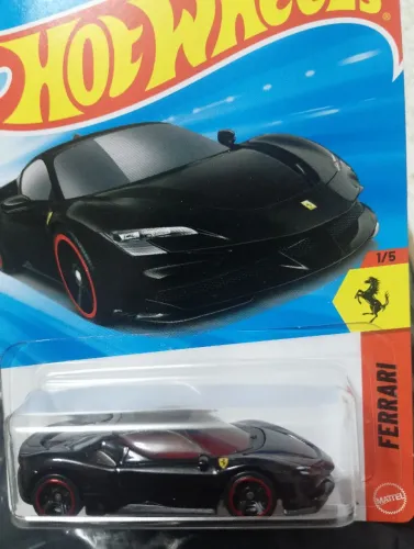 Miniatura HOT WHEELS FFERRARI SF90 STRADALE - Escala 1:64