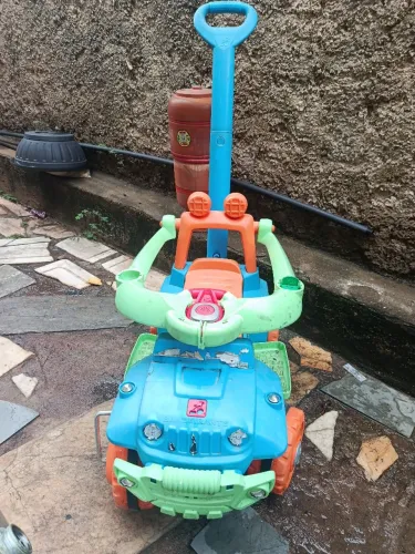 Jipe jipe infantil masculino usado