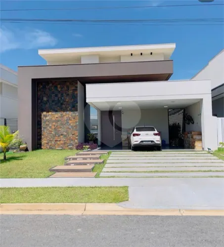 Condomínio com 3 quartos à venda em Petrópolis - MT