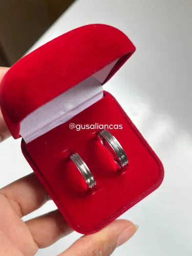 Par De Alianças de namoro Mod. Linha X 4mm