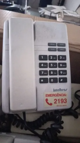 Telefone antigo 