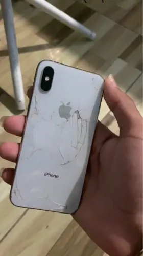 Vendo iphone xs todo bom!! 450 só pra hoje!!