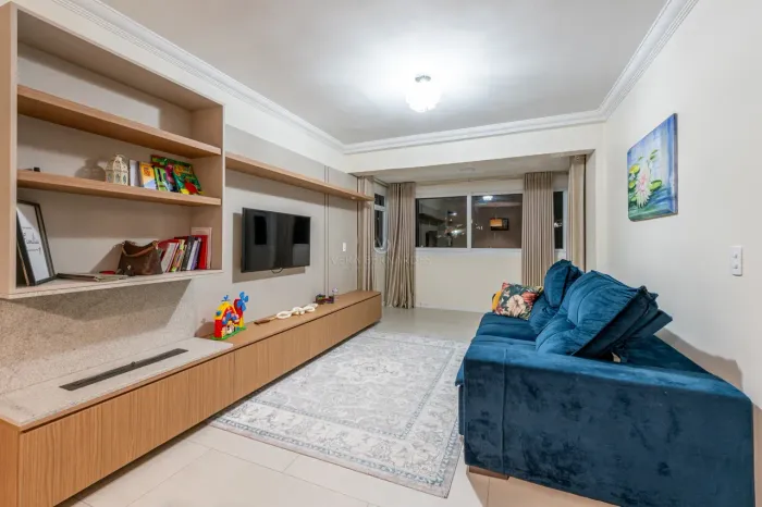 Apartamento no condomínio Mont Blanc