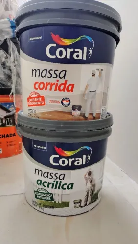 Massa corrida e Acrílica Coral 25kg
