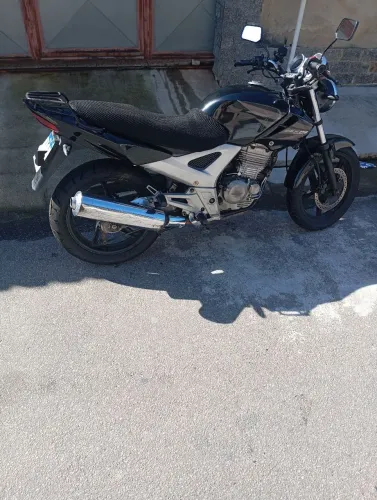 Cbx Twister 250