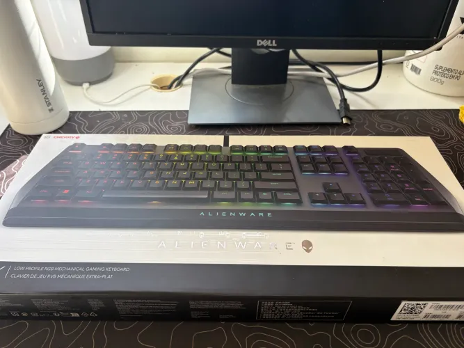Teclado Mecânico Gamer Alienware AW510K RGB Cherry MX Red