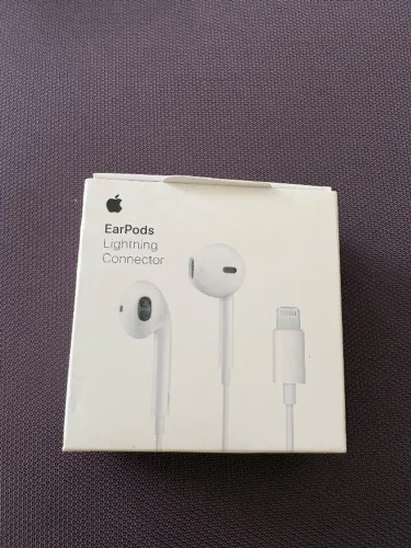 EarPods Lightning Conector original novo.