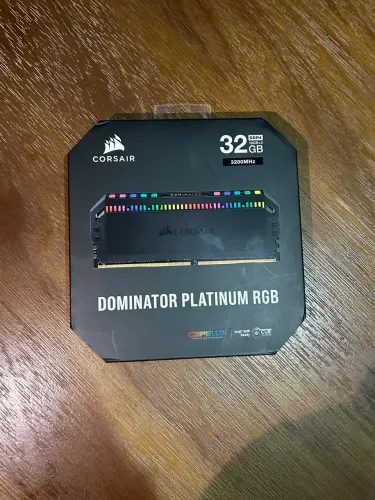 Memória Ram Corsair RGB DDR4 CL16 32gb 2x16gb 3200Mhz Dominator Platinum