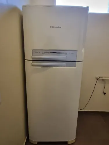 Geladeira Eletrolux DF46