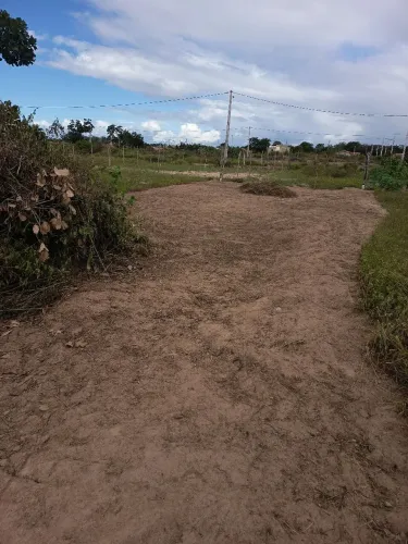 Vende-se terreno em feira de Santana 
