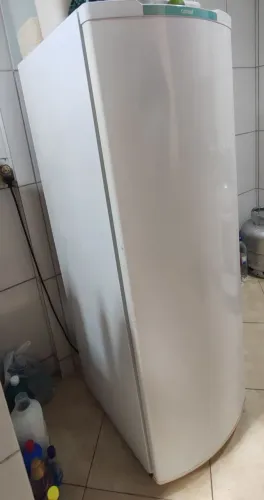 Geladeira Consul , branca , perfeitas condições , 127vts ,