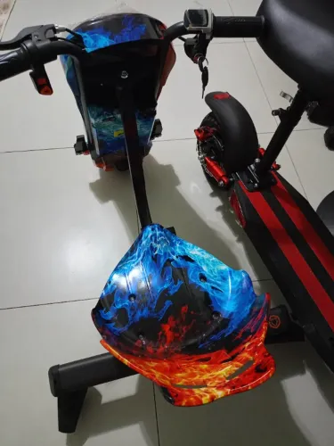 Triciclo eletrônico 