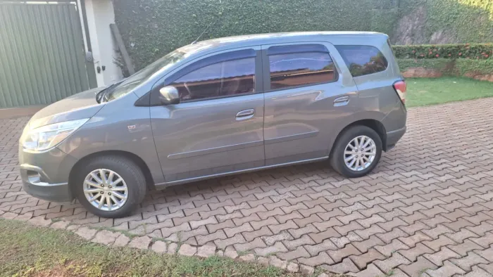 Chevrolet Spin LT 1.8 8V Econo.flex 5P Aut. 2013