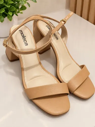 Sandalias