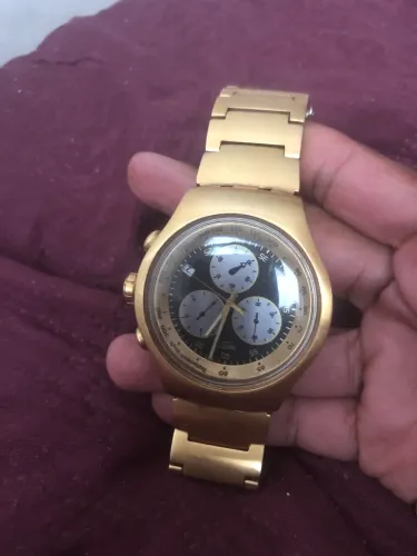 Swatch cara preta 