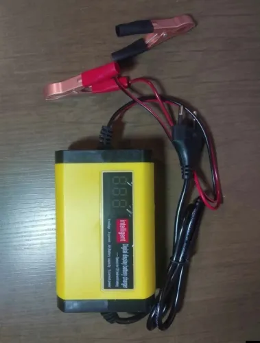 Carregador de bateria carro ou moto pequeno