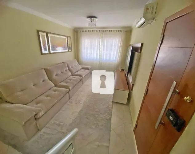 Sobrado de 308m² à Venda na Freguesia do Ó