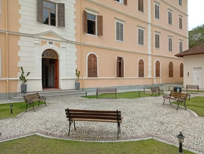 APARTAMENTO PARA LOCAÇÃO | EXCELENTE LOCALIZAÇÃO PARA ESTUDANTES DA UNIFASE