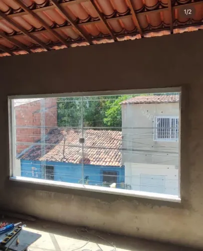 Pronta entrega (Janela de Vidro)