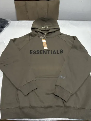 Moletom Essentials novo com etiqueta XL