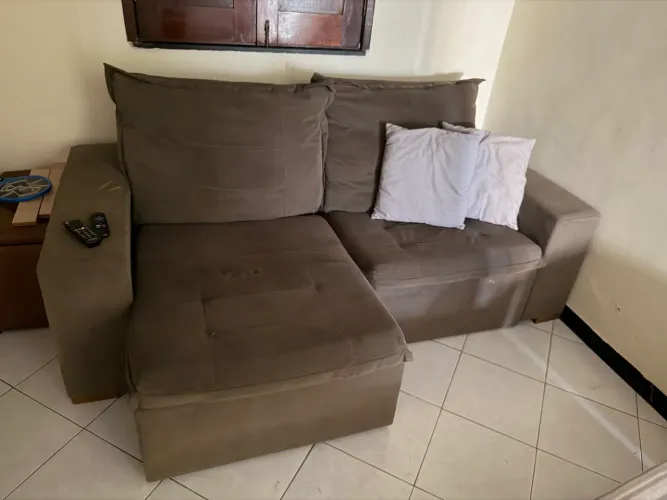 Vendo sofá retrátil reclinável 