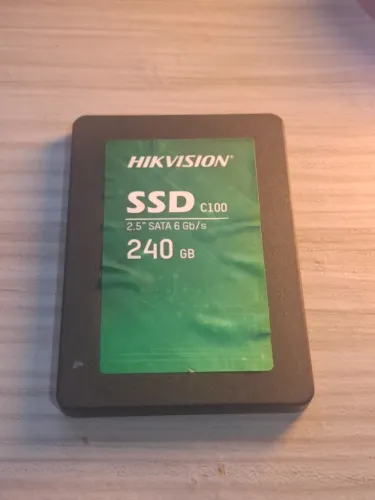 SSD 240GB SATA 3 Hikvision C100 2.5" (Para PC e Notebook)