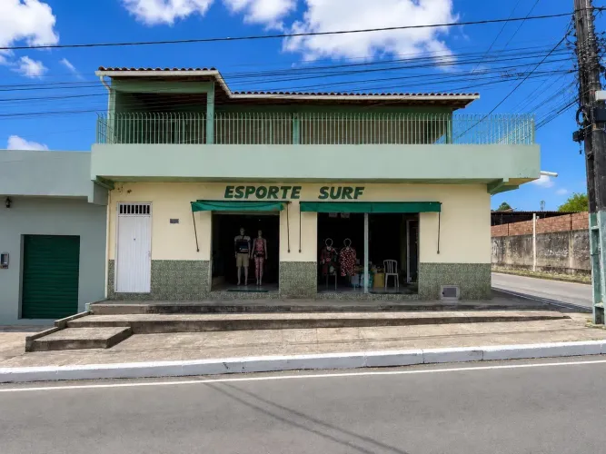 Vendo ou alugo ponto comercial no Maiobão