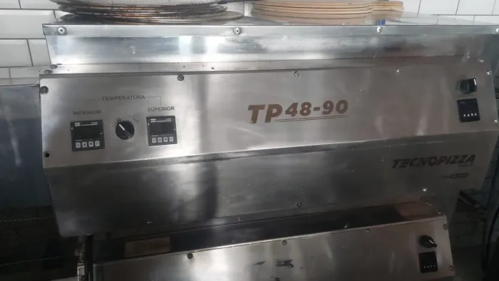 Forno esteira para pizzaria 