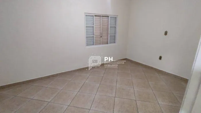 Casa com 3 dormitórios para alugar, 139 m² por R$ 2.200,00/mês - Arruamento Primavera - Mo