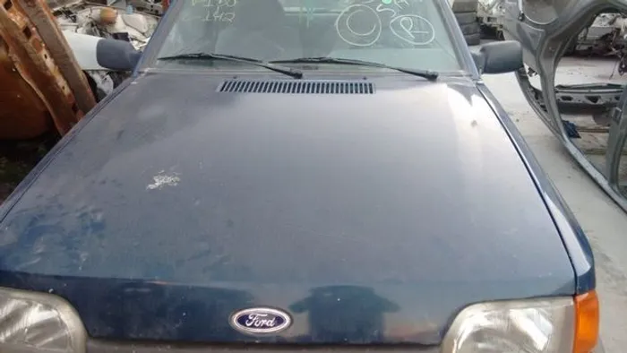 Capô Ford Escort, Verona, Apolo, hobby. 87 á 94.