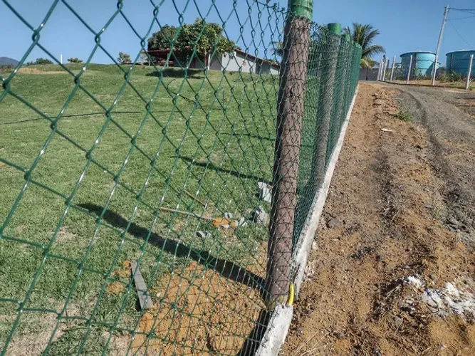 Alambrado revestido PVC  - fio 14 malha 2.½"