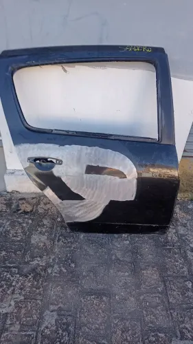 Porta da sandero 2008 a 2013 com furo