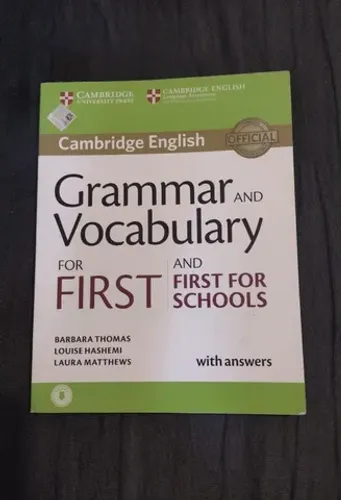 Livro Grammar and Vocabulary For First and First For Schools em ótimo estado