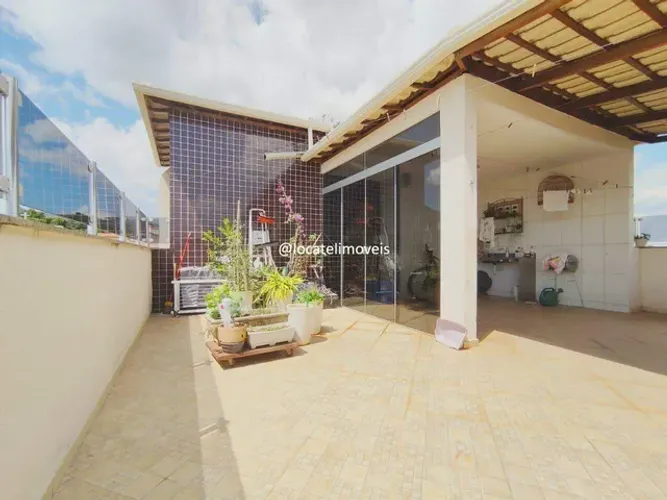 Cobertura á venda 03 quartos 01 suíte 2 vagas no Bairro Cardoso, região do Barreiro