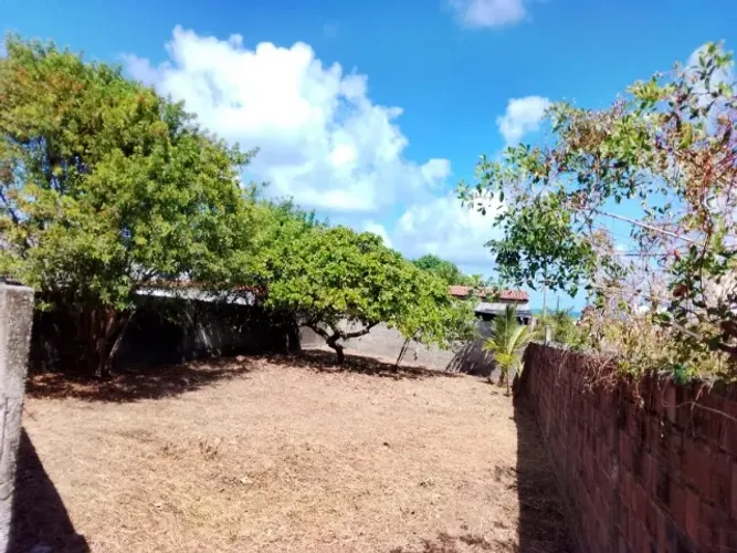 Vende-se excelente terreno murado com 450 m2 em Jacumã, Conde (PB)